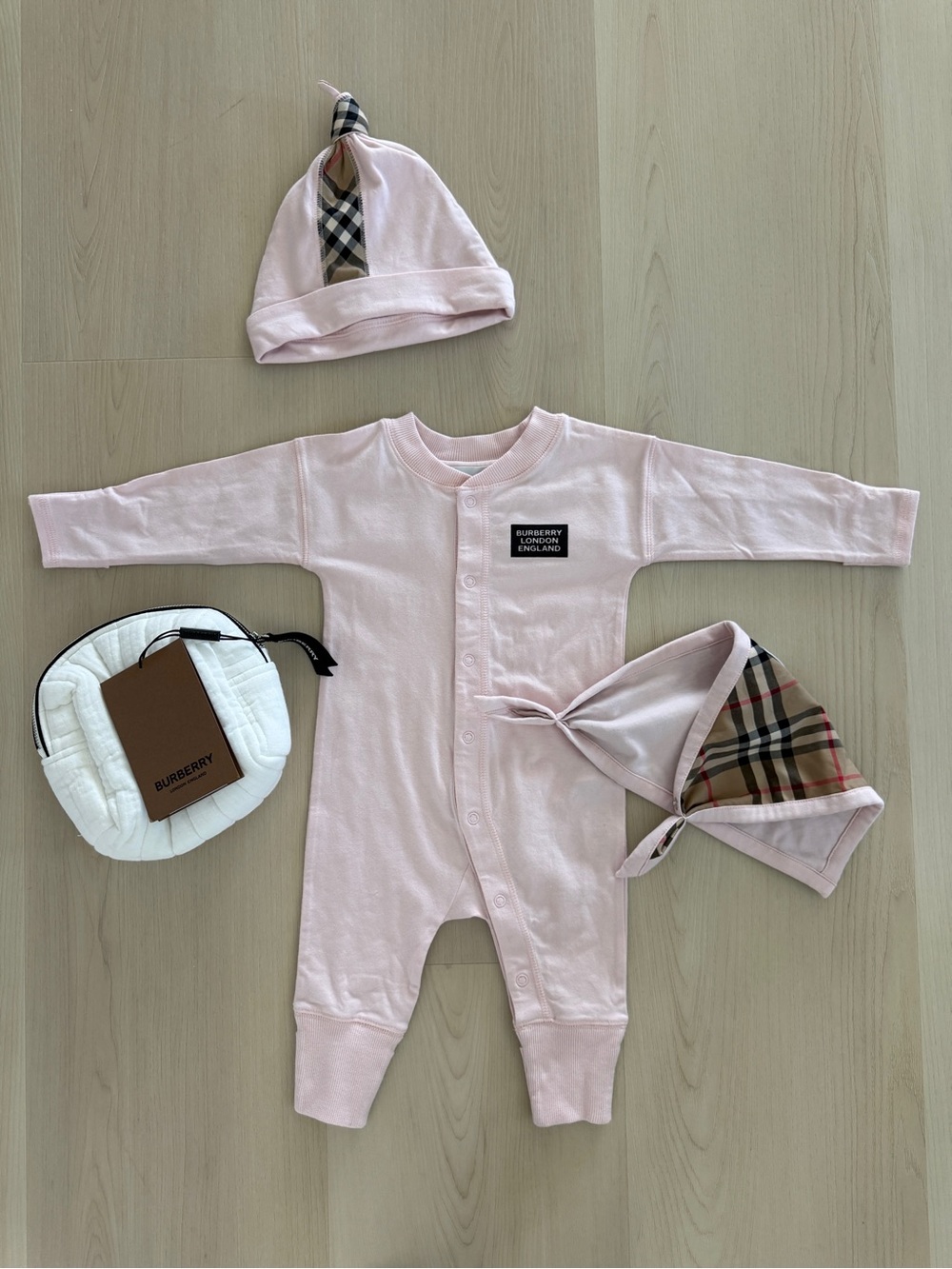 Burberry Pale Pink Baby One-Piece Romper with Signature Check Hats